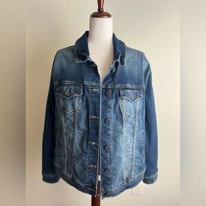 Torrid Classic Denim Jacket – Medium Wash – Women’s 2X – NWT
